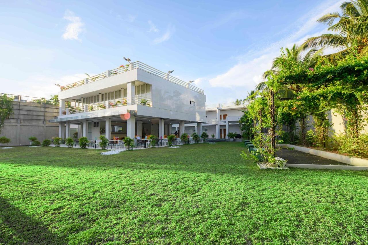 Boutique Villa Bougainvillea Уелигама Екстериор снимка
